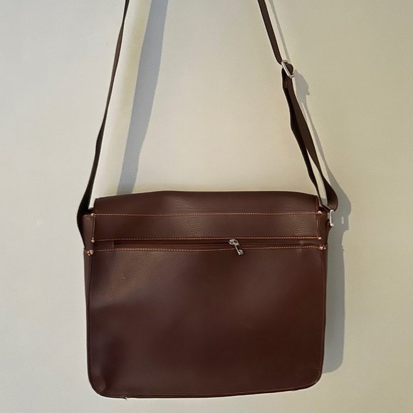 Robert Graham Messenger Laptop Bag 15' x 12.5" - Picture 2 of 10